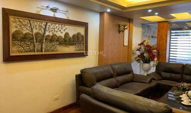 Bán nhà Chùa Láng, Đống Đa 48m2, 6 tầng, 6.7 tỷ ô tô tránh