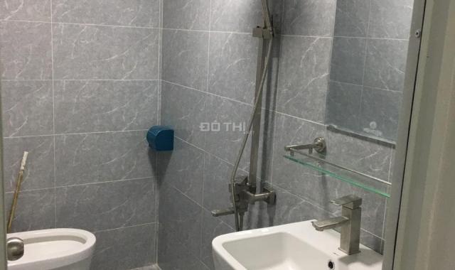 Chính chủ bán cắt lỗ căn 56m2 full nội thất trung tâm quận Cầu Giấy, giá 1,55 tỷ bao tên