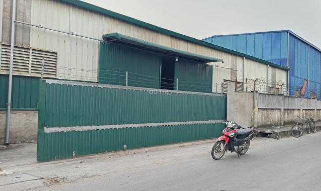 Bán kho xưởng 1300m2 ở KCN Quất Động, Thường Tín giá chỉ vài tỷ. LH: 0917.366.060/ 0948.035.862