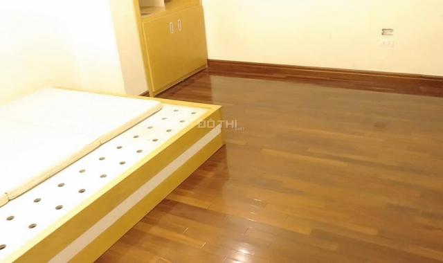 Bán nhà Linh Lang - 2 mặt thoáng, 59m2 * 3T - nở hậu. Giá 5,4 tỷ