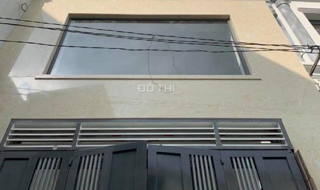 HXH nhà mới - 3 lầu - DTSD 200m2 - giá 5.5 tỷ