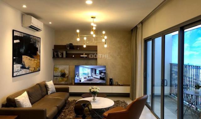 Kosmo Tây Hồ, hướng Đông Nam căn 3PN DT 118m2 tầng cao view Hồ Tây, giá 4.8 tỷ, đủ đồ