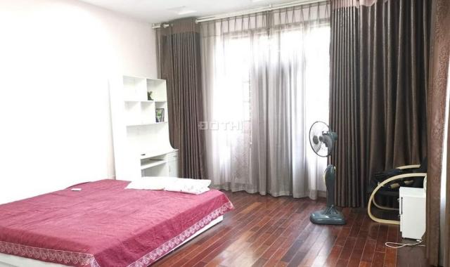 Bán nhà Phú Diễn, Bắc Từ Liêm lô góc, ngõ thông thảm nhựa, 40m2, MT 4m, giá 2.4 tỷ