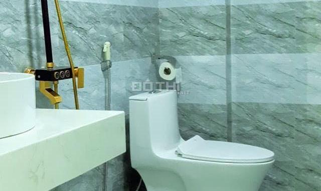 Cần tiền bán gấp nhà phố Lạc Trung, Hai Bà Trưng, 82m2 x 5 tầng, ô tô đỗ cửa, gần phố, 5.4 tỷ TL