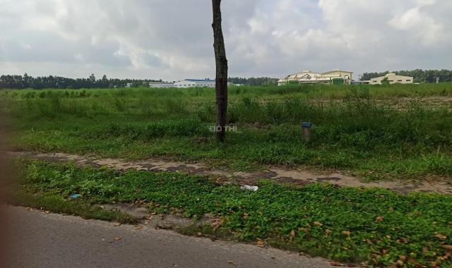 Kẹt tiền cần bán gấp lô đất nằm ngay đường ĐT 750, Phú Giáo, SHR