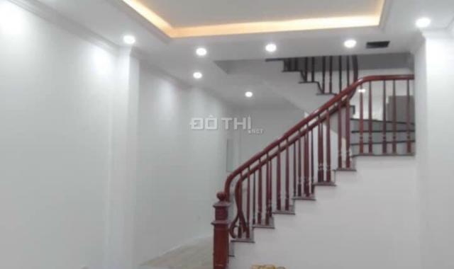 Hot bán nhà 30.1m2 x 4.5T mới xây cực đẹp tại tổ 4 - Phúc Đồng, Long Biên, ô tô đỗ ngay sát, 2.25tỷ