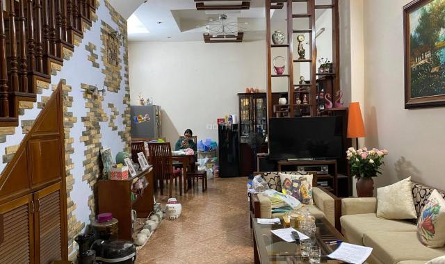 Cần bán gấp căn hộ chung cư 17T11 đường Nguyễn Thị Định, DT 67m2, LH 0983366370