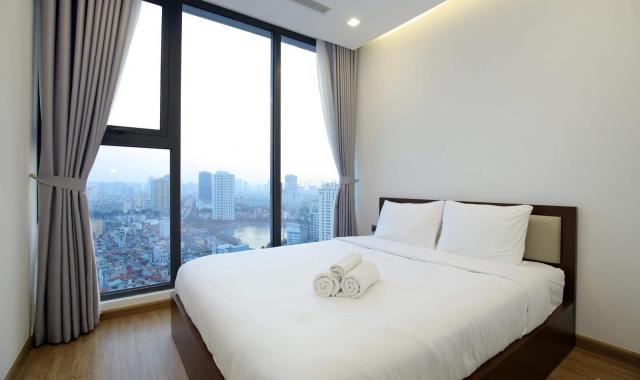 Cho thuê căn hộ 3 PN tại M1 Metropolis tầng cao, nội thất đẹp, giá: 42tr/th. LH: 0904481319