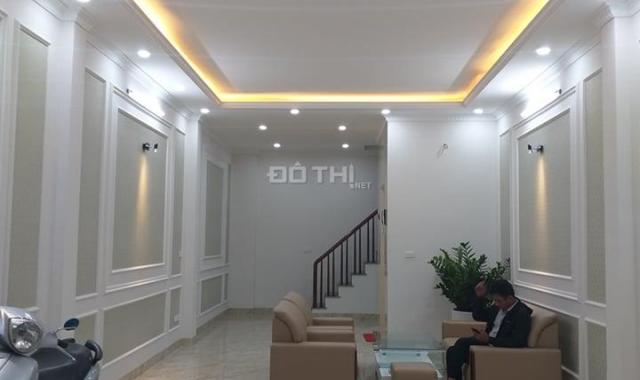 Bán nhà riêng tại Trần Quốc Hoàn, Phường Dịch Vọng Hậu, Cầu Giấy, Hà Nội, DT 70m2, giá 13,6tỷ