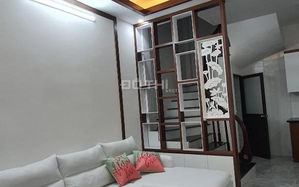 Bán nhà 92 Mai Động, Hoàng Mai 32m2 x 5 tầng, giá 2,75 tỷ, ô tô cách nhà 10m (ảnh thật 100%)