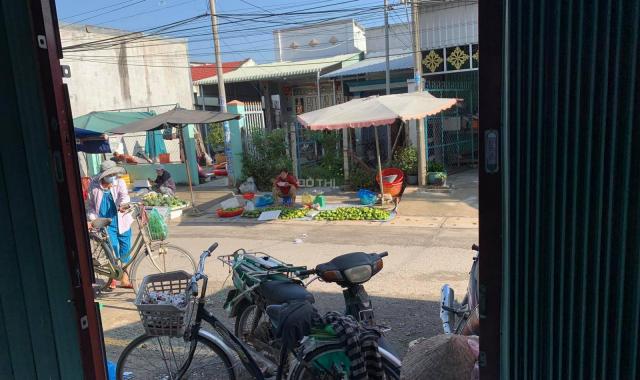 Chính chủ cần bán nhà 2 mặt tiền nằm trong chợ Việt Kiều Củ Chi