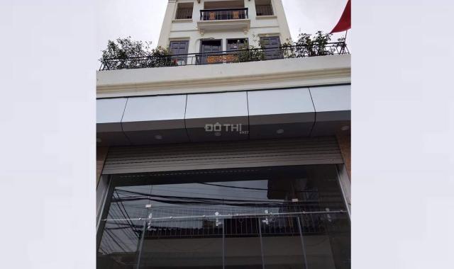 Chính chủ bán nhà riêng phố Lĩnh Nam, gần chợ đêm, 51m2, 5T, 5.2 tỷ KD tốt, trước nhà oto tránh