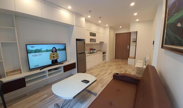 Bán nhanh căn hộ 2,18 tỷ 2PN 2WC đầy đủ nội thất cực đẹp tại Vinhomes Green Bay, 0329843325