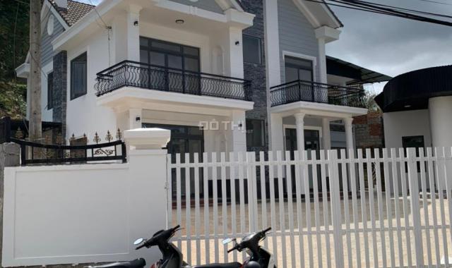 Bán villa 750m2 (33x24m) hẻm nhựa 10m đường Hai Bà Trưng bán 23 tỷ vào việc nhanh chính chủ, sổ đẹp