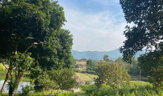Khuôn viên 3700m2 view cực xinh ở Lương Sơn giá rẻ, LH 0917.366.060/0948.035.862