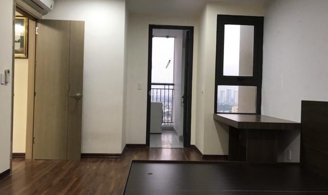 Cho thuê căn hộ 2PN đồ cơ bản tương đối đầy đủ tại New Horizon City, Q. Hoàng Mai. LH: 0963021392