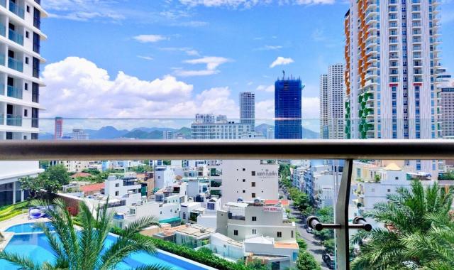 Cần bán căn Vinpearl Nha Trang view rất đẹp, hướng trực diện biển, hồ bơi khách sạn