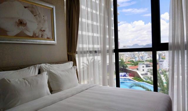 Cần bán căn Vinpearl Nha Trang view rất đẹp, hướng trực diện biển, hồ bơi khách sạn