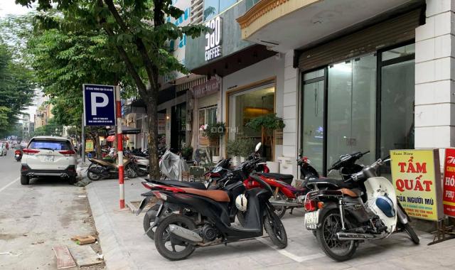 Bán nhà mặt phố tại đường Giang Văn Minh, Phường Kim Mã, Ba Đình, Hà Nội diện tích 30m2 giá 13.3 tỷ