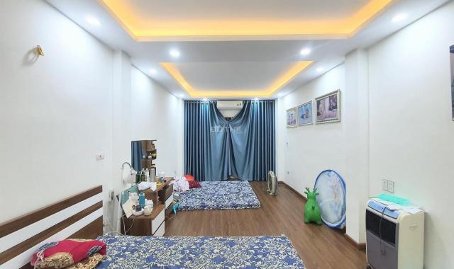 Ô tô đỗ cửa, KD nhỏ, hướng tiện ích khu đô thị Linh Đàm 38m2 phố Bằng Liệt 3,4 tỷ