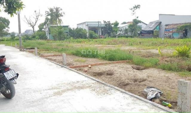Đất nền nằm trên đường Đoàn Nguyễn Tuấn, giá 1,7 tỷ, gần UBND xã Hưng Long, LH 0939964588 Ms Nhung