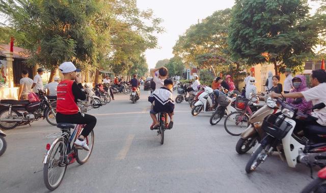 Bán đất mặt đường rộng khu tập thể giáo viên Văn Bình - Thường Tín. Giá rẻ