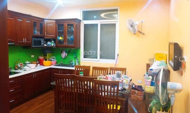 Bán nhà Phùng Hưng, 52m2, 4T, 4.5tỷ - siêu phẩm ô tô vào nhà, kinh doanh, tặng nội thất