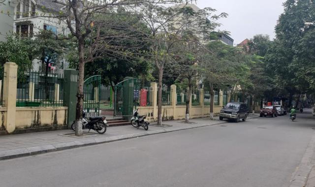 Bán nhà phố Nghĩa Đô (Hoàng Quốc Việt), vỉa hè, ô tô tránh, KD 58m2 giá nhỉnh 10 tỷ