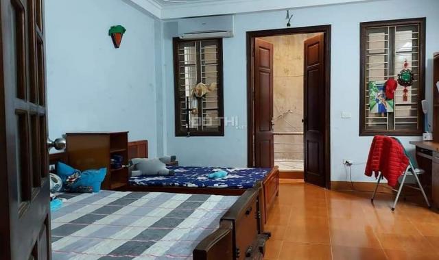 Nhỉnh 3 tỷ có ngay nhà hơn 40m2 ở ngay, TT Đống Đa