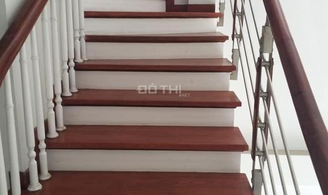 Hot! Cần bán nhà phố Lê Trọng Tấn, 20m oto tránh 40m2 x 5 tầng, mt 4,4m, 3,2 tỷ