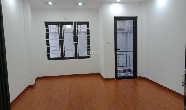 Nhà Ngô Gia Tự, LB mới zin 100%, ô tô đỗ cửa, 5T, 36m2, gía chào 2,88tỷ, E Tấn: 0357.629.628