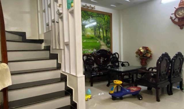 Hoa hậu Bồ Đề, nhà đẹp ngõ thông, hơn 2 tỷ vào việc