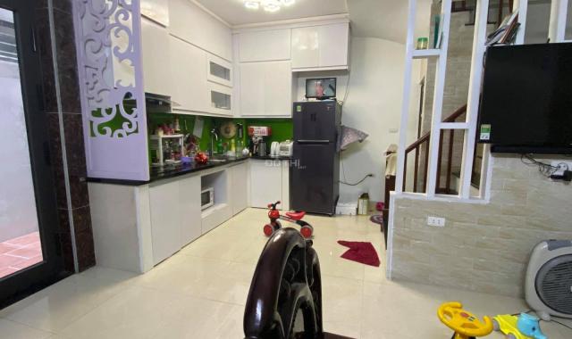 Hoa hậu Bồ Đề, nhà đẹp ngõ thông, hơn 2 tỷ vào việc