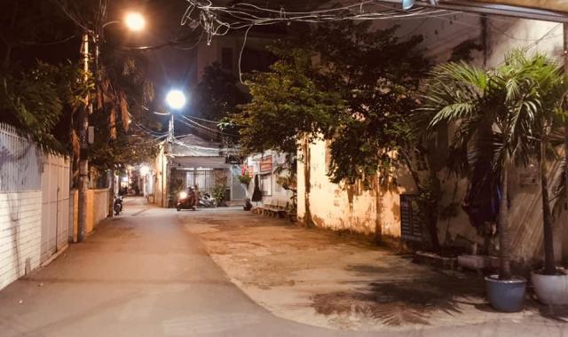 Bán nhà Nguyễn Văn Khối, Cây Trâm cũ, khu biệt thự làng hoa, giá rẻ. Chỉ 4.5 tỷ