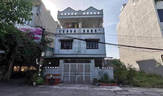 Bán nhà đất trung tâm huyện Thanh Trì, 120m2, 3 tầng, mặt tiền 7.6m, giá chỉ 6.5 tỷ