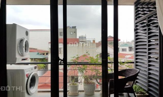 (ID: 765) cho thuê căn hộ dịch vụ tại Văn Cao, Ba Đình, 70m2, 1PN, ban công, đầy đủ nội thất