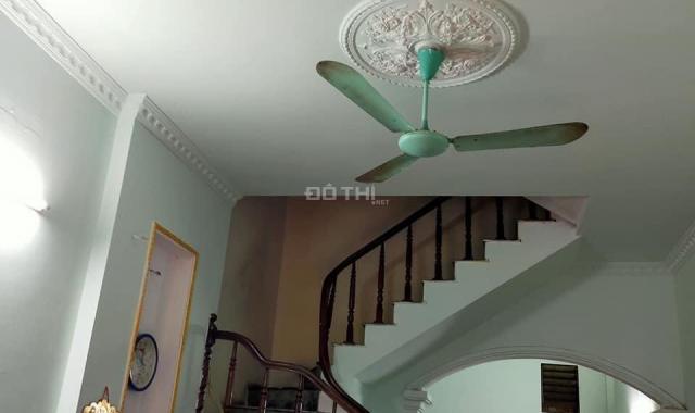 Nhà mặt ngõ 10 Láng Hạ, Đống Đa 42m2, 4 tầng, MT 4m, thông thoáng, sạch sẽ, nhỉnh 4 tỷ