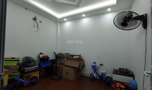 Nhà đẹp phố Lệ Mật, Long Biên, 4 tầng, 40m2 chỉ 2.5 tỷ