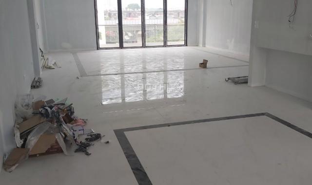 Cho thuê sàn văn phòng tại Nguyễn Trãi, diện tích 120m2, thông sàn, giá 17tr/th