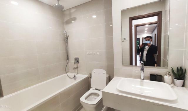 Bán căn hộ Q7 TP HCM, 86m2 - 3PN, 4,555tỷ, mới vào ở ngay, view phố người Hoa LH: 0902830082