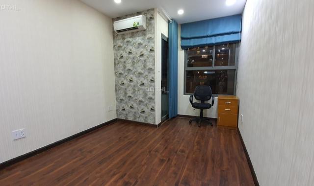 Giá tốt chốt nhanh chỉ 1.59 tỷ CH officetel Orchard Garden tầng 7, nội thất ở đầy đủ có logia