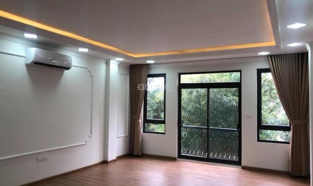 Bán nhà phố Nguyễn Văn Lộc 30m2 mới, ôtô đỗ, 2.6 tỉ