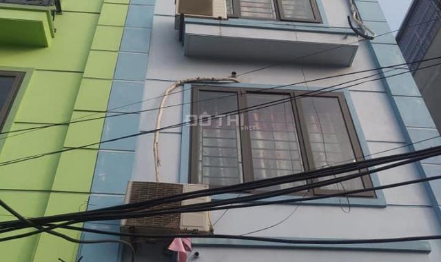 Lô góc - ô tô tránh - giá sốc nhà Quang Lãm 39m2 x 4 tầng, giá 2.4 tỷ