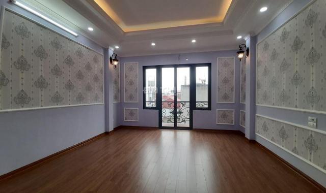 Bán nhà thông ra Lê Trọng Tấn 40m2, 4T mới lô góc thông, 2,35 tỷ