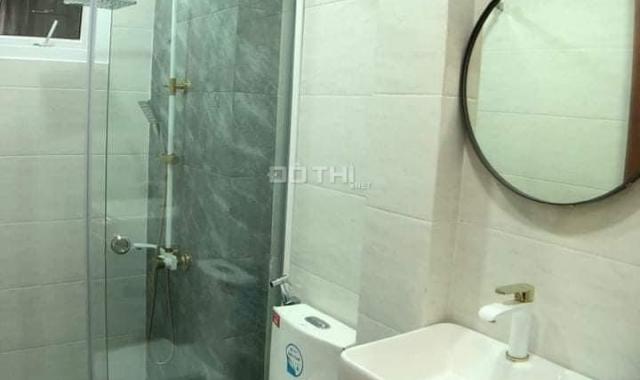 Chính chủ bán gấp nhà mặt tiền 5x16m, 4 lầu, đường Lạc Long Quân, Quận Tân Bình chỉ 22.8 tỷ