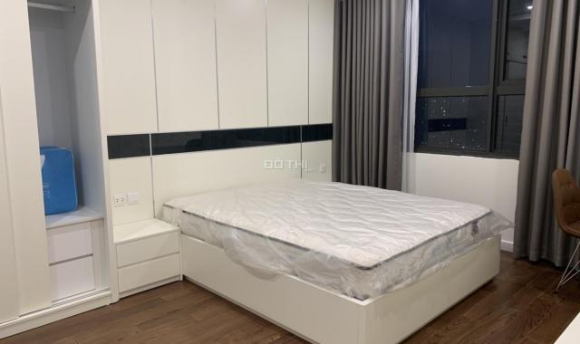 Mới! Căn 3PN cho thuê tòa C7 Vinhomes Trần Duy Hưng, đồ nt đẹp, sẵn vào ở ngay, xem nhà 0934589000