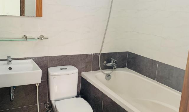 Cần bán căn hộ Belleza 123.9m2 (3PN - 2WC) sổ hồng view hồ bơi giá 2 tỷ 900 triệu, Vũ