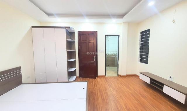 Hiếm, bán nhà Mai Anh Tuấn 30m2, sát hồ ô tô đỗ 2,75 tỷ