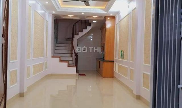 Bán nhà Nguyễn Văn Lộc 33m2, mới, ôtô đỗ, 2.65 tỷ