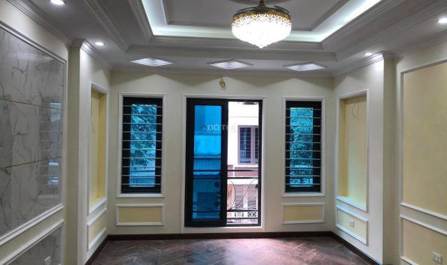 Bán nhà phân lô Phú Diễn, 73m2 x 6 tầng, thang máy, ô tô tránh, kinh doanh, 11 tỷ